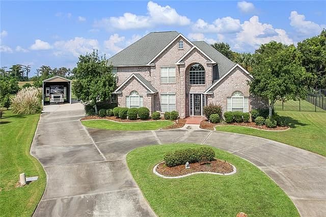 1st image of 200 Maud Olive Dr