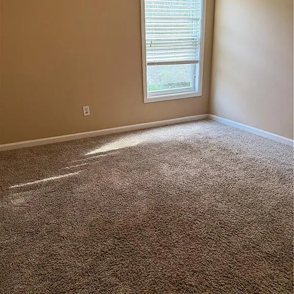 1646 Hedington Ct — Photo 5