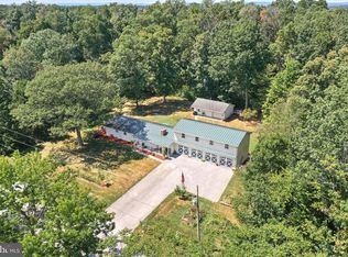 250 Green Ridge Rd, New Oxford, PA 17350