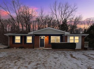 5617 Dillon Rd, High Ridge, MO 63049