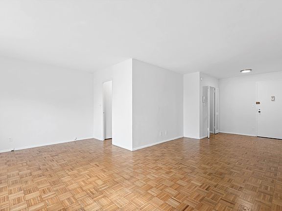 4th image of 145 E 15th St APT 10B