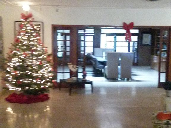 2nd image of 1010 Country Club Prado