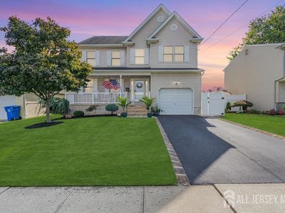 8 Harmony Way, Sewaren, NJ, 07077