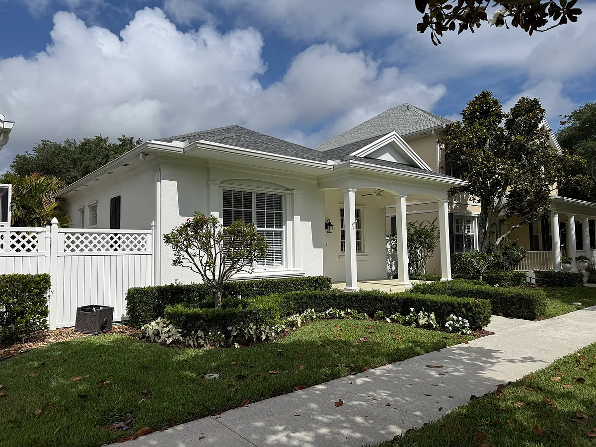 Building Photo - 213 Sugar Apple Way