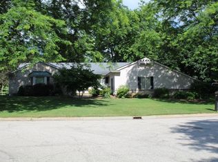 9343 Inverness Rd, Grand Blanc, MI 48439