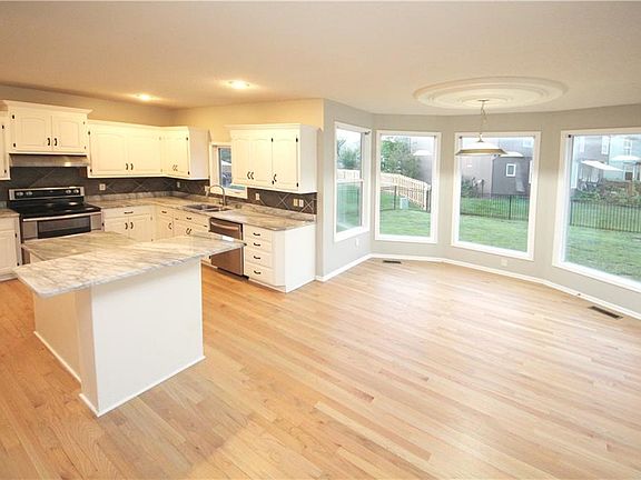5th image of 13300 W 137th Pl