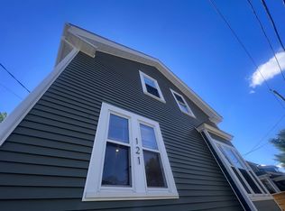 121 Burlington St, Providence, RI 02906