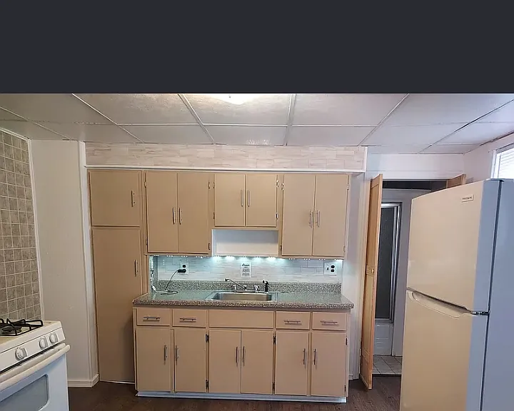 729 Elizabeth St #1 — Photo 12
