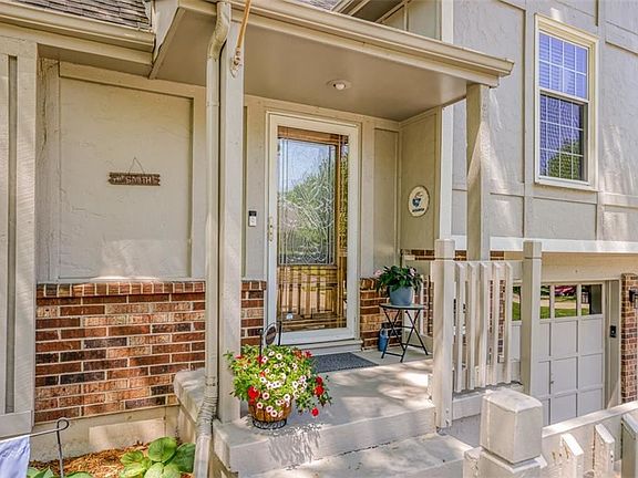 2nd image of 7754 Caenen St
