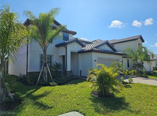 11299 Shady Blossom Dr, Fort Myers, FL 33913