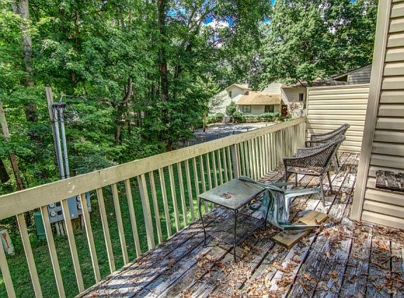 2nd image of 1554 Colony Park Dr #3