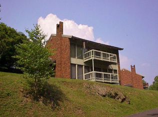 304 Deer Run Trail, Hillsville, VA 24343