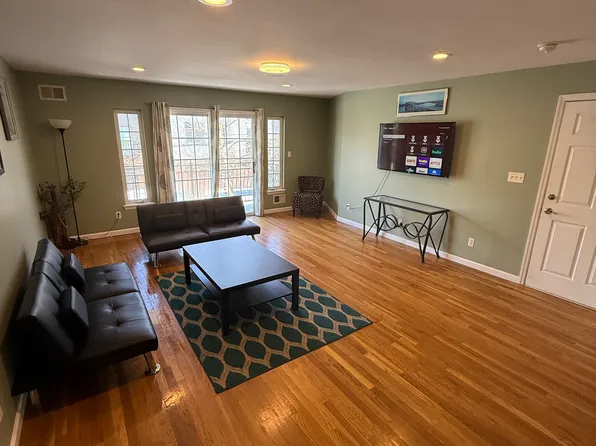 196 Randolph Ave Unit 1, Jersey City, NJ 07305