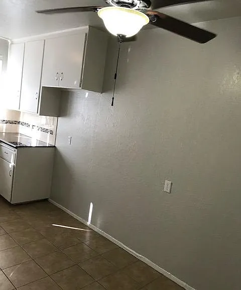 312 N San Antonio Ave #10 — Photo 17