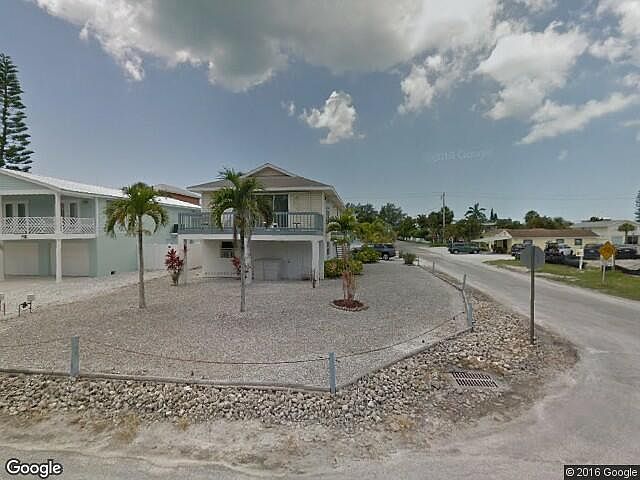 2nd image of 203 30th St