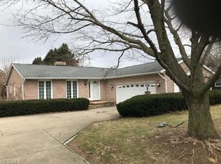 5071 Echoglenn Ave NW, North Canton, OH