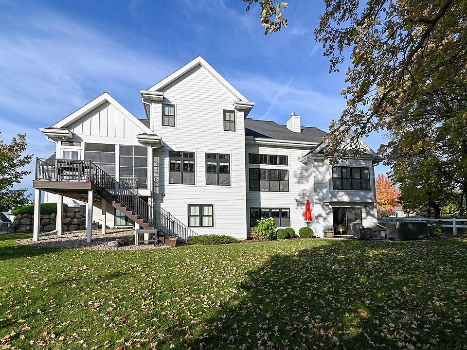 2nd image of 5662 Cottontail Dr