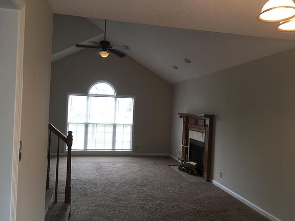 3rd image of 1314 Archwood Dr