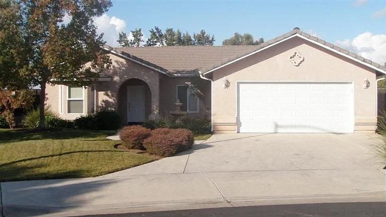 3204 Joshua Ave photo 1