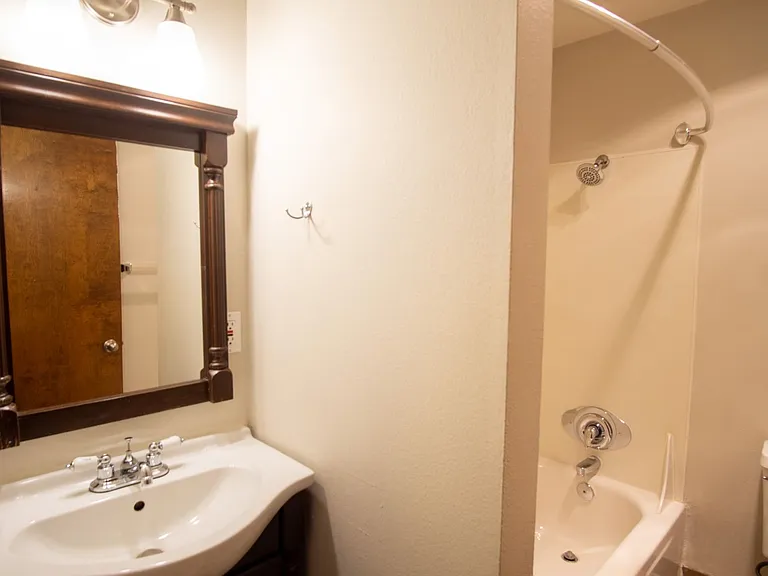 4030 SE Holgate Blvd #G — Photo 9