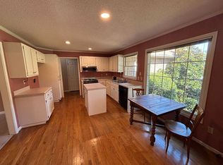 107 Prestwick Ct, Easley, SC 29642