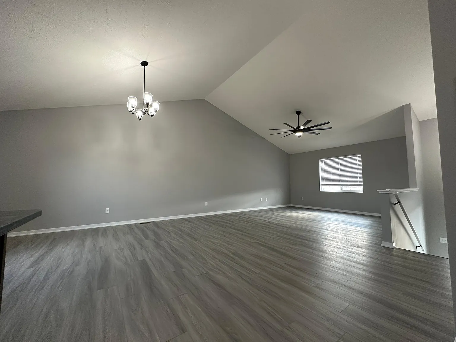 8220 Yankee Woods Dr — Photo 3