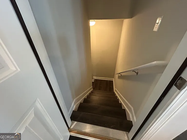 2940 Furlong Ct — Photo 21