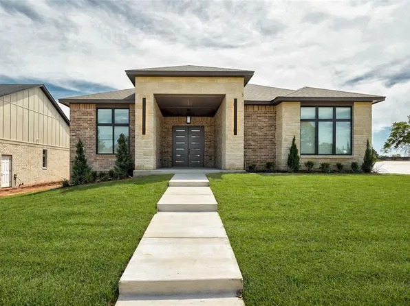 3400 Bourgogne St, Edmond, OK 73034