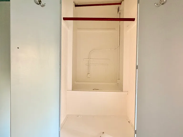 2419 W Regan Ave — Photo 24