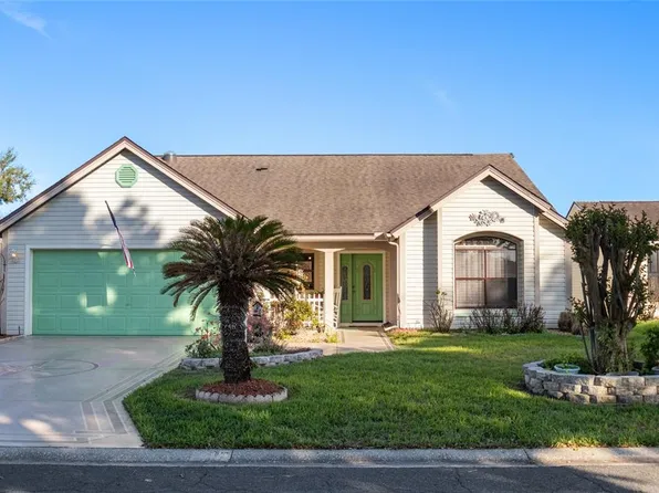 611 Lisbon Ln, The Villages, FL 32159