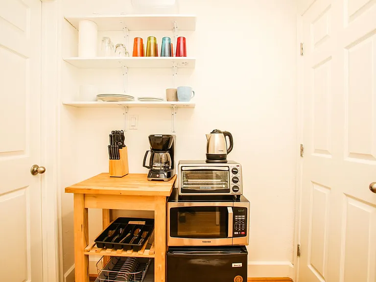 1218 Kenilworth Rd #B — Photo 11