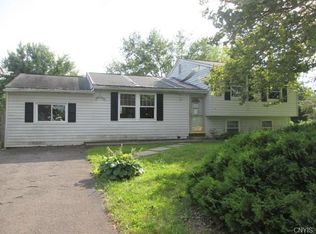 4270 Old Meadow Rd, Clay, NY 13041