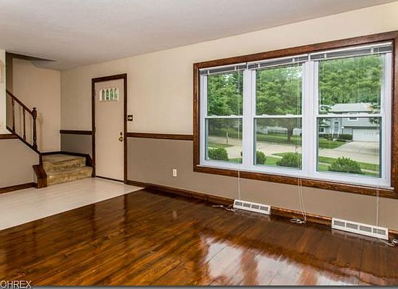2nd image of 3235 Dales Ct
