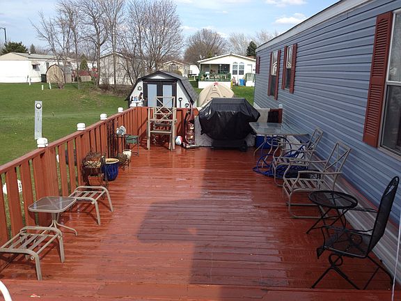 3rd image of 610 Colleen Dr