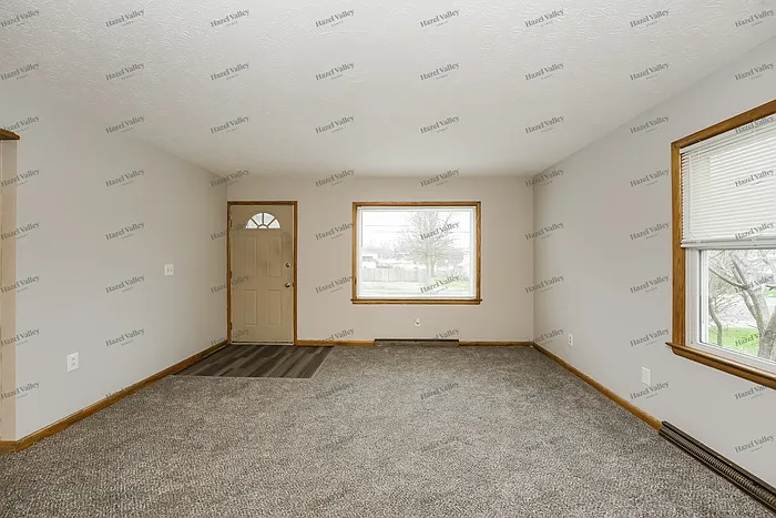 37 W Ralston Ave — Photo 5