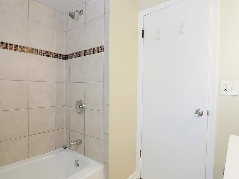 7100 W Talcott Ave — Photo 15