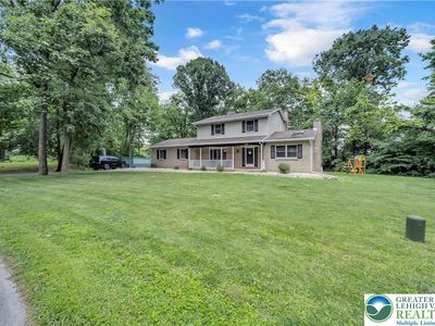 228 Woodland Dr, Nazareth, PA, 18064