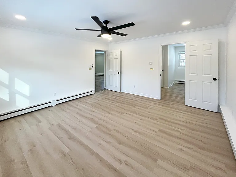 2 Burning Bush Blvd #2B — Photo 9