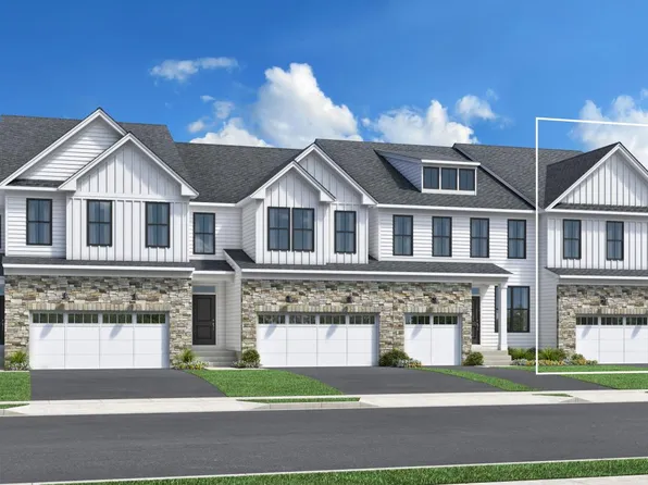 23 Cloverleaf Ln, Manalapan, NJ 07726