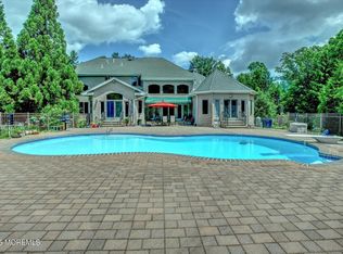 7 Mccampbell Road, Holmdel, NJ 07733