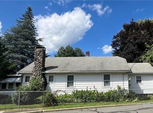 64 Main St, Garnerville, NY