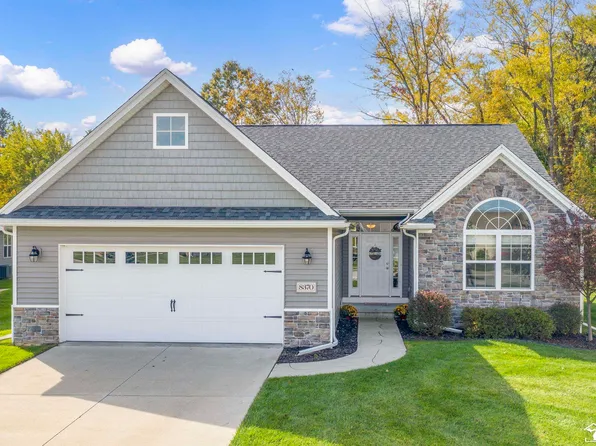 8370 Twin Creek Cir, Temperance, MI 48182