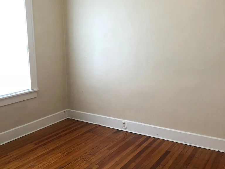 1109 W Rex St — Photo 22
