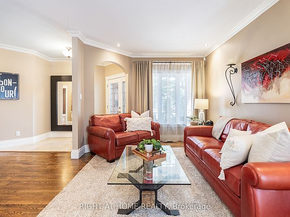 5th image of 103 Borealis Cres