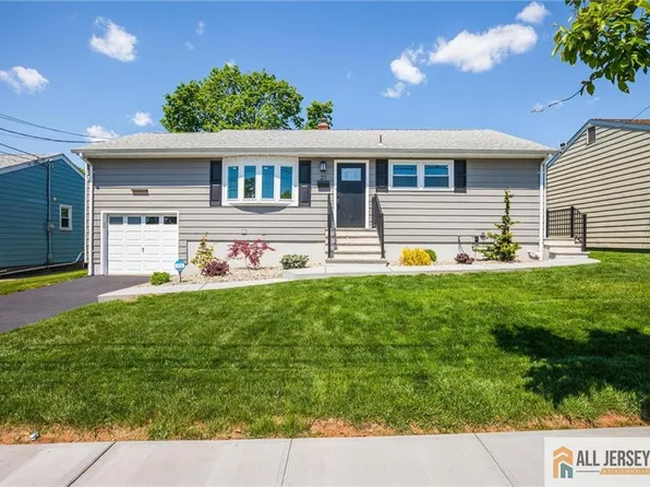 21 Monroe Ave, Carteret, NJ 07008