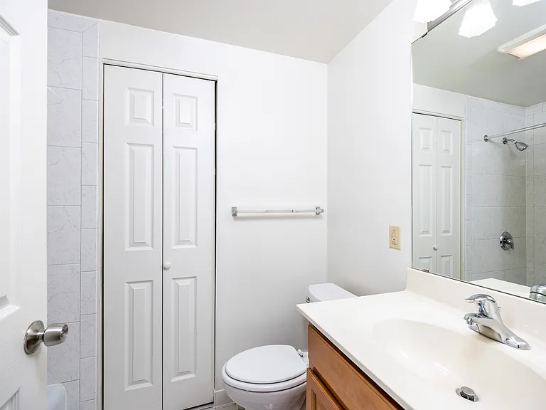 Clintwood Apartments — Photo 48