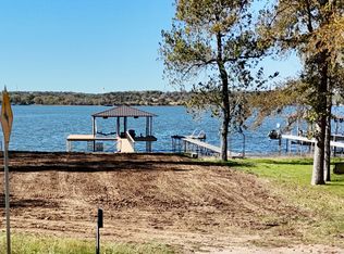 1409 E Lake Dr, Weatherford, TX 76087
