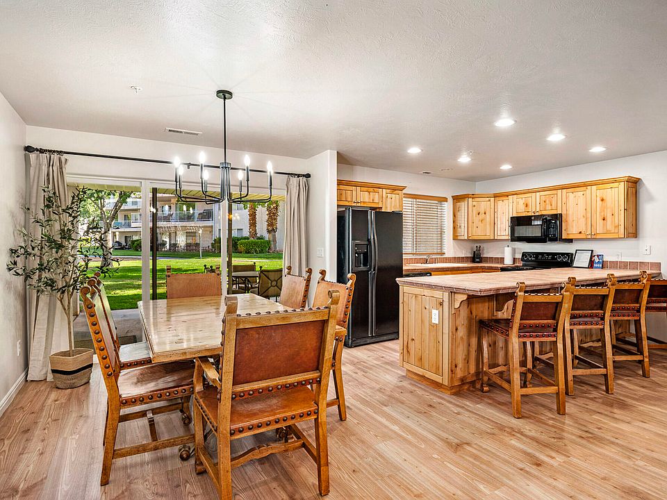 1st image of 1845 W Canyon View Dr APT 1005