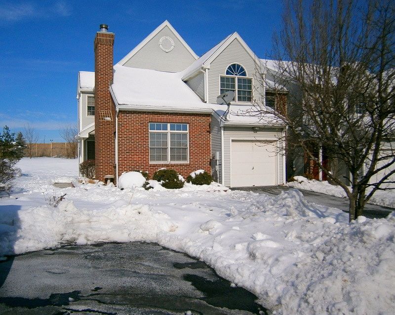 2nd image of 7947 Cross Creek Cir