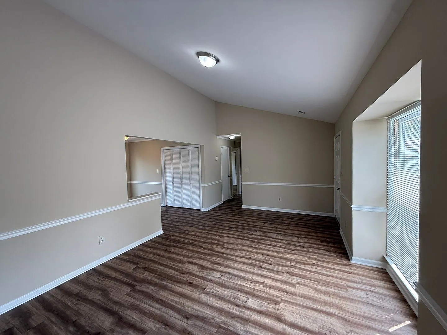 4720 Matt Drive — Photo 4